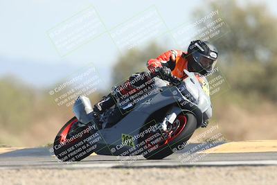 media/Oct-13-2025-Moto Forza (Mon) [[a66d839500]]/2-A Group/Session 4 Turn 7/